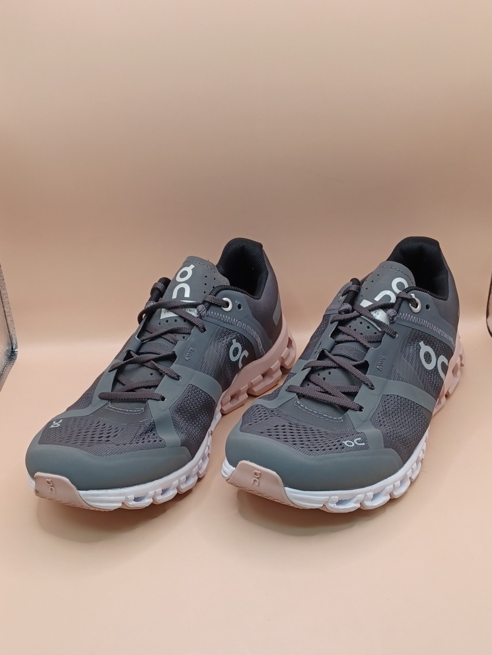 Pre-Owned On Cloud CloudFlow Running Shoes-Grey Women Size 7.5 US
